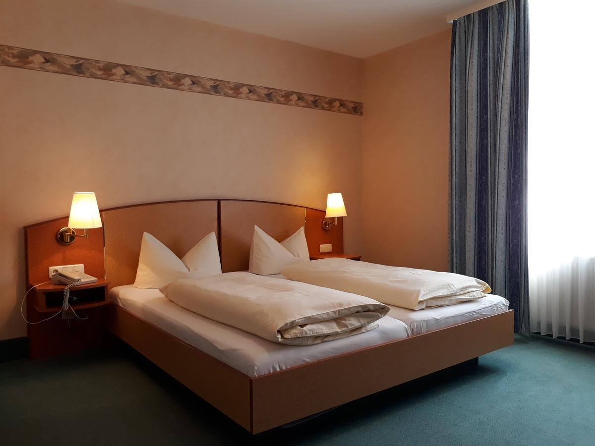 Hotel Quellenpark Bad Elster Exterior foto